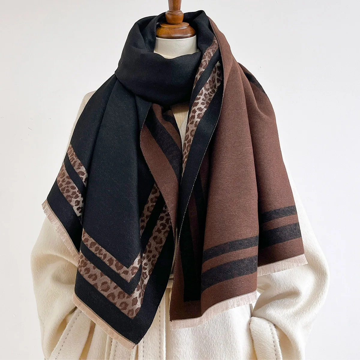 Зимний двусторонний теплый бол – обзор и цена Cashmere Scarf